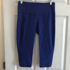 Lululemon crops!